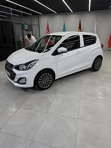 wuling mini ev: Chevrolet Spark: 2020 г., Бензин, Хэтчбэк — 1