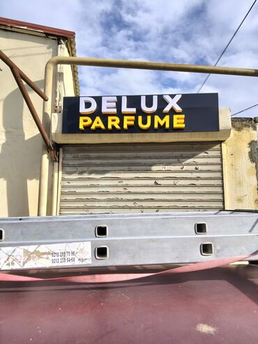 Reklam lövhələri: Məhsul/Xidmət: Reklam lövhələri və vitrin qrafikası Təsvir: - — 3