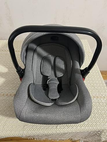 uşaq oturacagi: İstifade olunmayıb Uşaq avtomobil oturacağı – beşik tipli (infant — 2