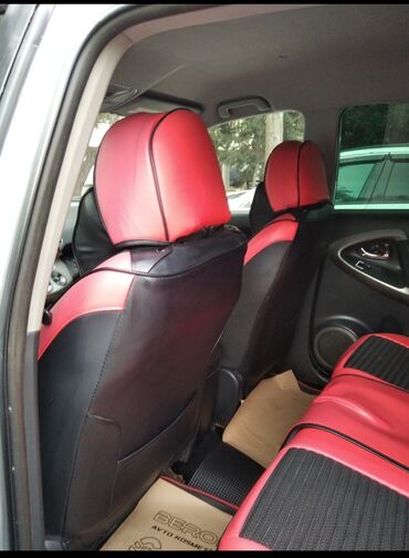 Toyota: Toyota RAV4: 2 l | 2007 il Ofrouder/SUV — 11