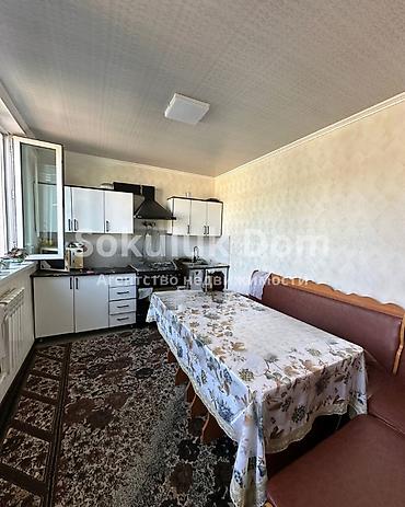 Продажа коттеджей и домов: 🏠Продается дом в с. Сокулук 🟡Комнаты: 5 🟡Участок: 4,5 соток — 4