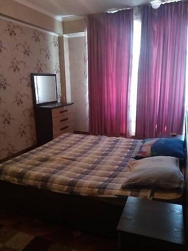 3 room flat: Здается квартирасуточный,день,ночь.
Звонить строго по номеру/ — 1