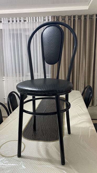 изготовление корпусной мебели: Продаю стульчик цена 1600 сом состояние новые 10 штук