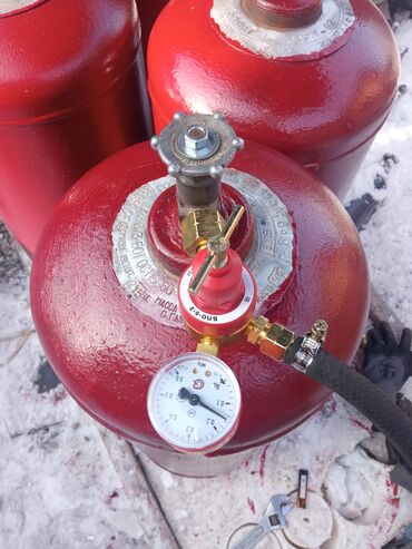 Газовые баллоны: Газ балон 50л для газовой пушки с газом.также есть редуктора с