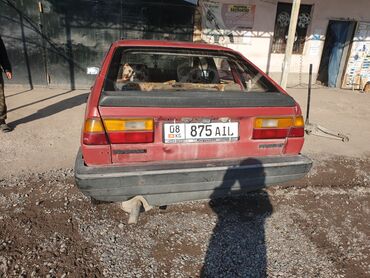 паста б 5: Volkswagen Passat: 1986 г., 1.8 л, Механика, Бензин, Универсал