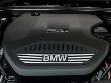 tomos puch: POKLOPAC MOTORA ZA BMW SERIJA 1 OD 2019. DO 2020. GOD. | Novi i — 1