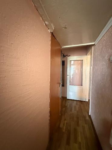 86: 3 комнаты, 58 м², 4 мкр 104 серия, 4 этаж — 6