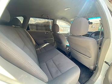 Унаа сатуу: Honda Civic: 2003 г., 1.7 л, Вариатор, Бензин, Хетчбек — 4