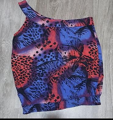 jordan rančevi: Asimetrična ženska bluza/top na jedno rame - Kroj: asimetrični izrez — 1