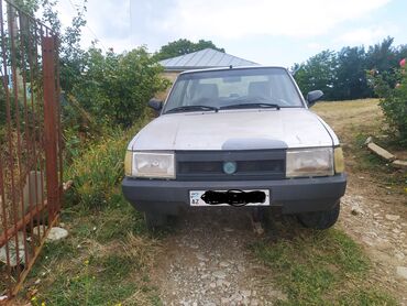 barda ucuz niva satilir: Tofas : 1.6 l | 2002 il | 493000 km Sedan