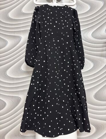 Повседневные платья: Платья женские, бренд IvaNika (ярлык на изделиях). Варианты: 1) — 9