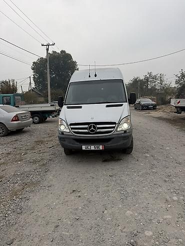 мерс 2 8: Легкий грузовик, Mercedes-Benz, Стандарт, 3 т, Б/у — 2