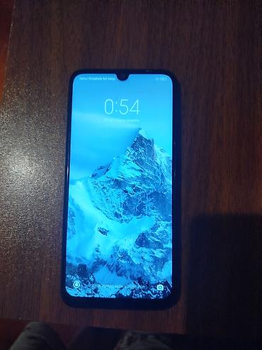 oneplus 7 pro ekran: Smartfon – damla formalı ön kamera çıxıntısı olan, arxa tərəfdə ikiqat — 3