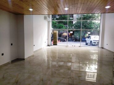 Digər kommersiya daşınmaz əmlakı: Nərimanov rayonu 2 mərtəbəli,sahəsi 100 kv/m olan, 2 otağlı obyekt — 5