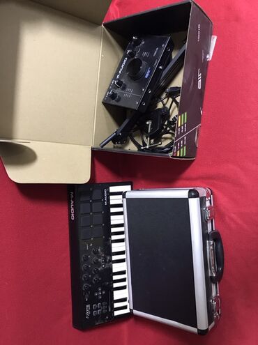 Студийные микрофоны: Продаю студийный комплект : Midi клавиатура m-audio axiom air mini — 15