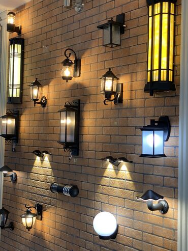 Bra, divar lampaları: Klassik və modern məkanlar üçün çöl işıqları. Lampası dəyişən və — 18