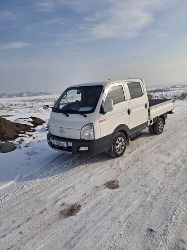 Hyundai: Hyundai Porter: 2018 г., 2.5 л, Механика, Дизель, Фургон