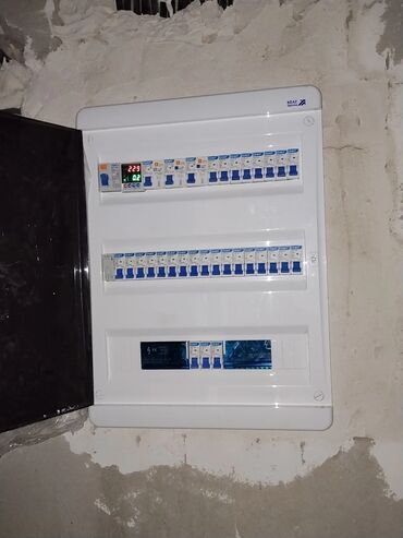 Электрики: Электрик | Монтаж проводки Больше 6 лет опыта — 11