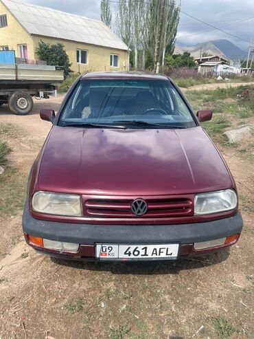 пассат 1993: Volkswagen Vento: 1993 г., 1.8 л, Механика, Бензин, Седан