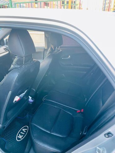 Kia: Salam.mashini xanim idarə edib shəhər ichi surulub qiymətdə razilasmaq — 6