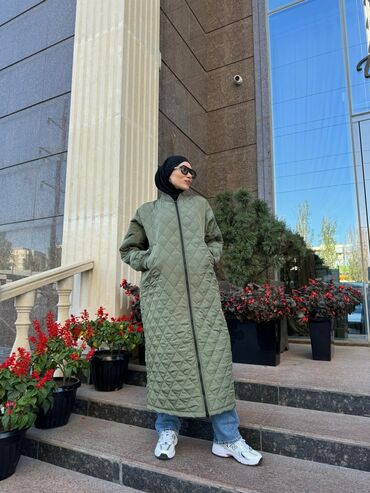 двухсторонняя куртка: 😎УДЛИНЕННАЯ СТЕГАНАЯ КУРТКА-БОМБЕР СВОБОДНОГО КРОЯ С ТОНКИМ