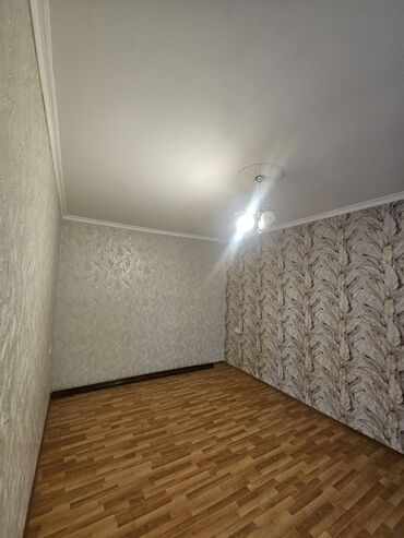 Həyət evləri və villaların satışı: 3 otaqlı, 100 kv. m, Orta təmir — 14