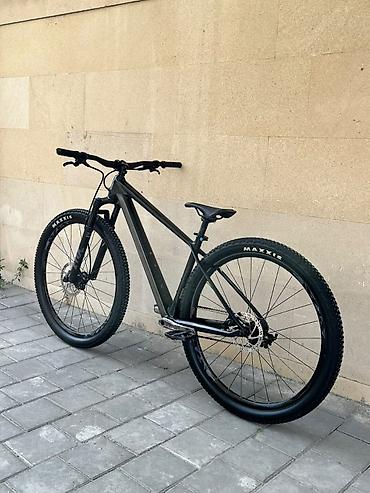 29” MTB velosiped cube aim race 
problemsiz