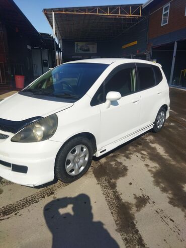 Honda: Honda Fit: 2003 г., 1.3 л, Вариатор, Бензин, Хэтчбэк