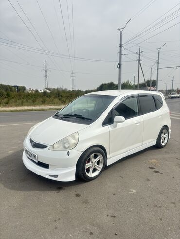 жугили авто: Honda Fit: 2001 г., 1.3 л, Автомат, Бензин, Хэтчбэк