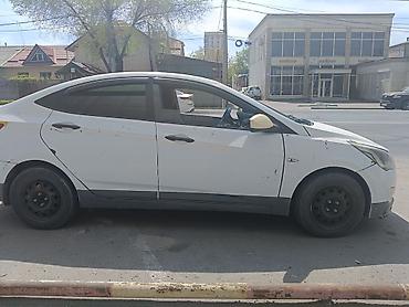 renault duster: Hyundai Solaris: 2015 г., 1.6 л, Автомат, Бензин — 3