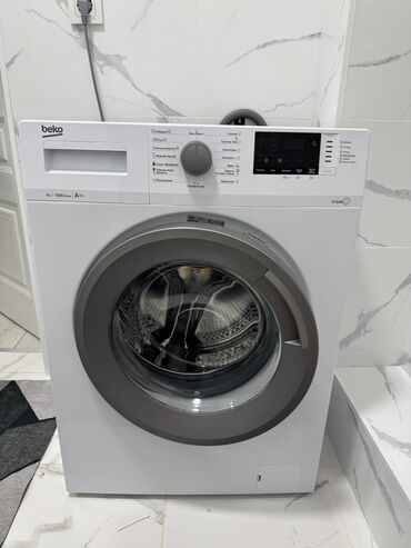 Стиральные машины: Стиральная машина Beko, Б/у, Автомат, До 6 кг, Полноразмерная