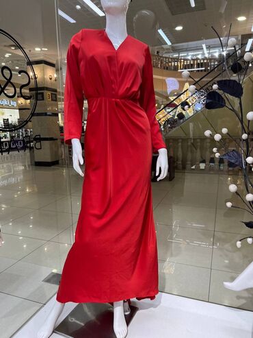 красное платье с длинными рукавами: Вечернее платье, Классическое, Длинная модель, Шелк, С рукавами, S (EU 36)