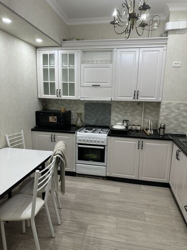 пасуда аренда: Продаётся комплект мебели и техники для квартиры: Кухня: - Угловой