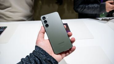 флай громкий телефон: Samsung Galaxy S23, 128 GB, rəng - Yaşıl, Sensor, Barmaq izi, Simsiz şarj