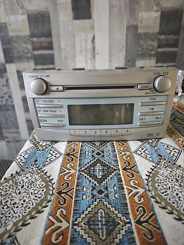 cd pleyer: Toyota orijinal avtomobil maqnitofonu/radio-CD qurğusu Model/Məhsul — 1