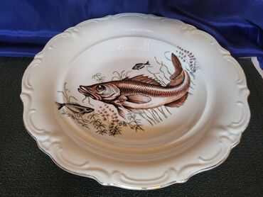 Ostali antikviteti: Tanjir za ribu,dubok,velik,italijanski iz 70ih.god. Velik dubog na lalafo.rs — 6 Ostali antikviteti: Tanjir za ribu,dubok,velik,italijanski iz 70ih.god. Velik dubog — 6