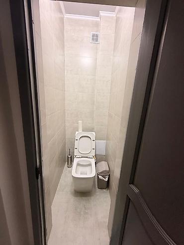 80: 🏢 СДАЕТСЯ 3-КОМНАТНАЯ КВАРТИРА 📍 Район: Золотой квадрат 📐 Площадь: 80 — 7