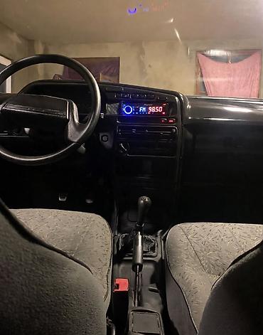 ucuz motor: Model: LADA 2115 (Samara sedan) Kuzov: 4 qapılı sedan, qara rəng — 5