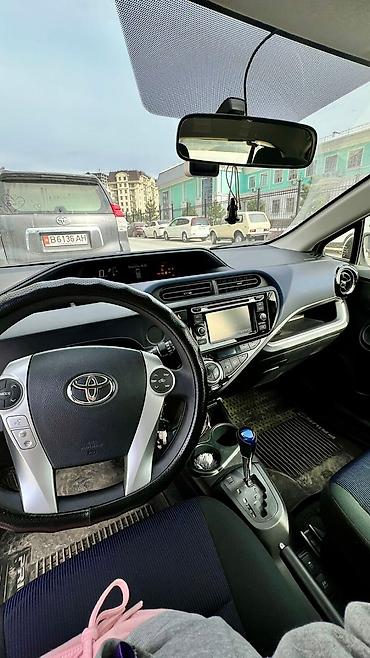 Toyota: Toyota Prius: 2016 г., 1.5 л, Автомат, Гибрид, Хэтчбэк — 9