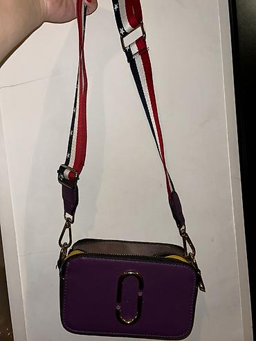 bts canta: Çiyin çantası – mini “camera bag” formatı - Rəng: bənövşəyi ön hissə — 2