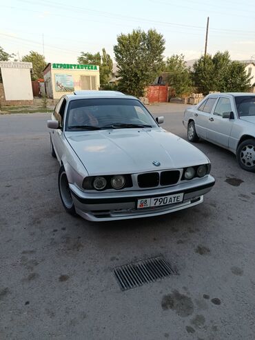 срочно продаю в связи с переездом: BMW 5 series: 1990 г., 2.8 л, Механика, Бензин, Седан