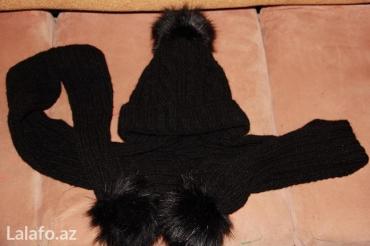 şapka: Шапка с шарфиком вместе прикрепленные с флисовой подкладкой. новые
