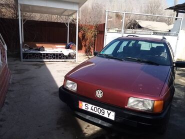 пассат б3 1993: Volkswagen Passat: 1991 г., 1.6 л, Механика, Бензин, Универсал