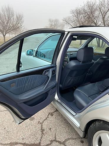 Mercedes-Benz: Mercedes-Benz E-Class: 2000 г., 4.3 л, Автомат, Бензин, Седан — 10