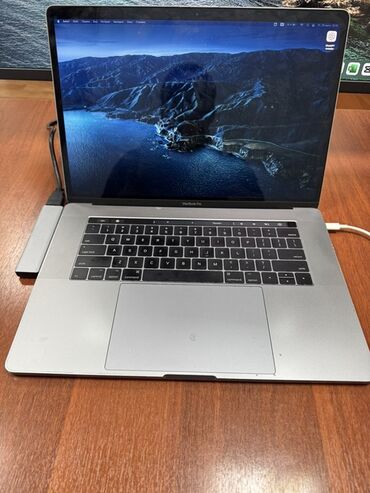 Ноутбук, Apple, 16 ГБ ОЗУ, Intel Core i7, 15.4 ", Б/у, Для работы, учебы, память SSD