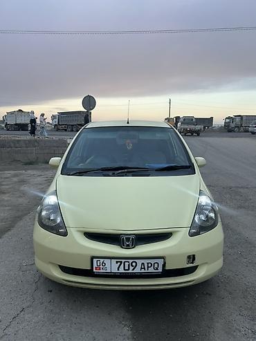 Honda: Honda Fit: 2002 г., 1.3 л, Автомат, Бензин, Хэтчбэк — 2