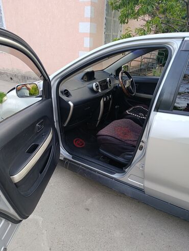 тайотта каролла версо: Toyota ist: 2003 г., 1.3 л, Автомат, Бензин