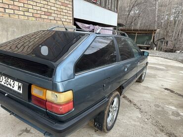 Audi: Audi 100: 1989 г., 2.3 л, Механика, Бензин, Хэтчбэк — 4