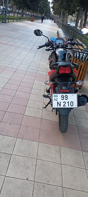 Motosikletlər: . moto cox seliqeli surulub cemi 1800km.yol gedib qaraj seraitinde — 6