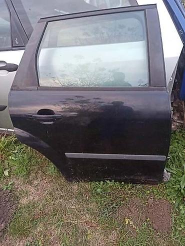 ZADNJA DESNA VRATA ZA FORD FOCUS OD 2004. DO 2007. GOD. | Zadnja na lalafo.rs ZADNJA DESNA VRATA ZA FORD FOCUS OD 2004. DO 2007. GOD. | Zadnja